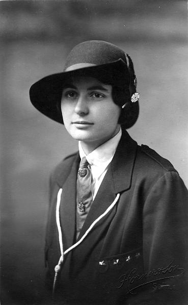 Frances Popay.jpg - Frances Popay in Guides uniform.